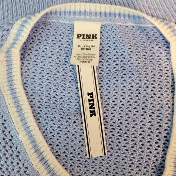 PINK Victoria's Secret Cambridge Knit Cropped Vest. - Picture 10 of 11